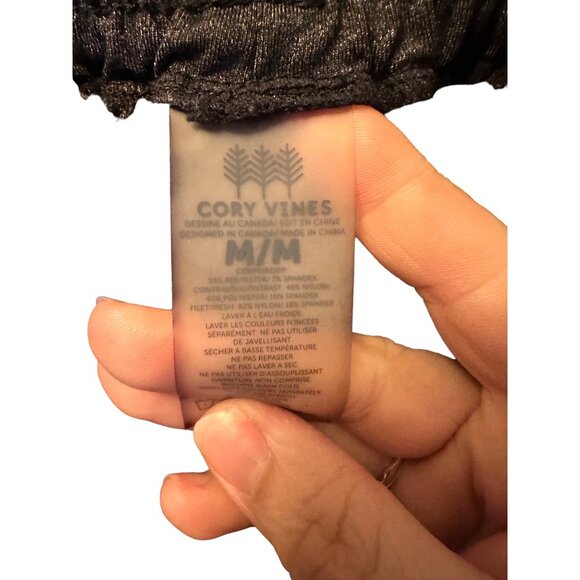 🍒 2/$20 🍒  Silky Light Weight Black Pants with Pockets and Cuffed Ankles sz M - Picture 6 of 7